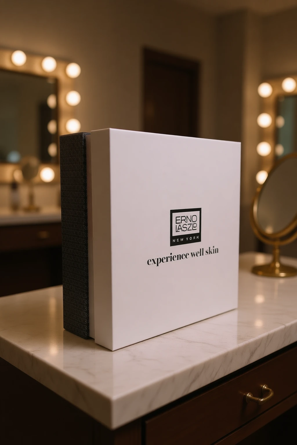 Cosmetic packaging